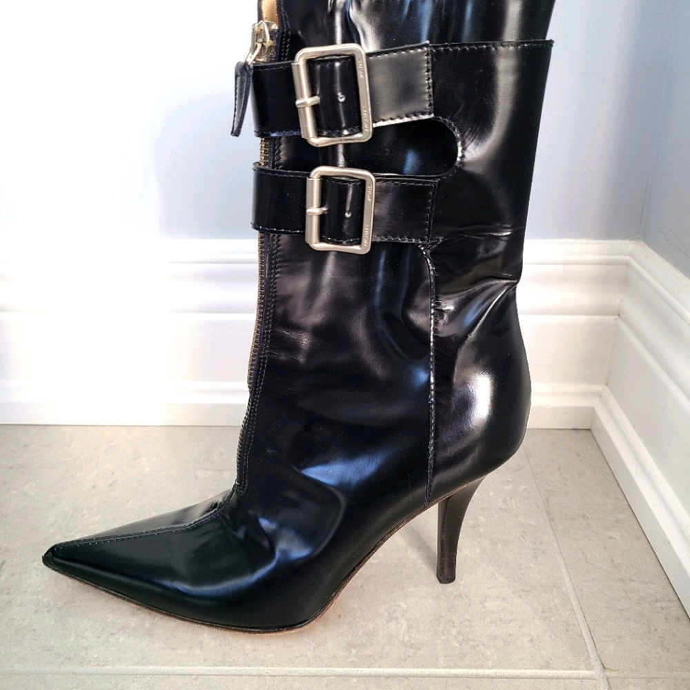 Michael Kors Authentic Grannie boots size 6.5